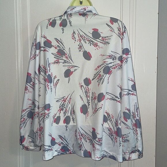 Vtg 70s knit polyester shirt with gray & pink print - Picture 7 of 8